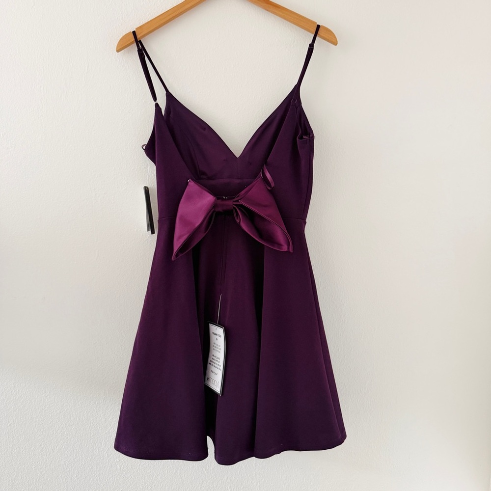 NWT City Studio Bow Accent Low Back Dress in Deep Purple - Picture 5 of 8